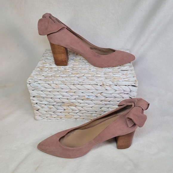 Anthropologie Suede Bow Pumps Heels Dusty Pink Velvet Cottage 9.5 M Feminine - Picture 2 of 6